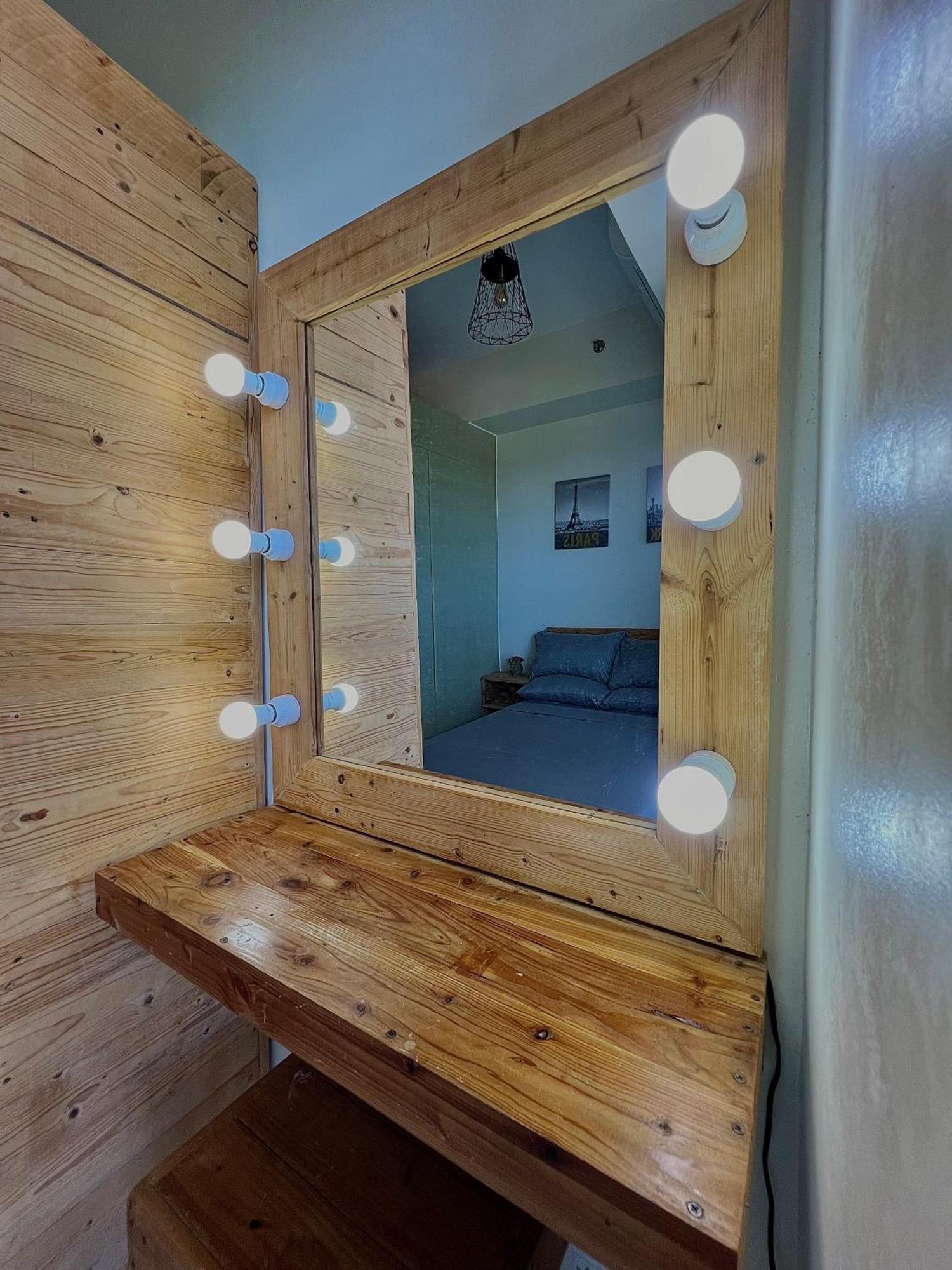 The Pallet House, Wind Residences Tagaytay Tagaytay City Esterno foto